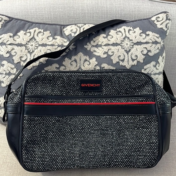 Givenchy Handbags - Givenchy Vintage Tweed Carry On Travel Bag With Crossbody Strap